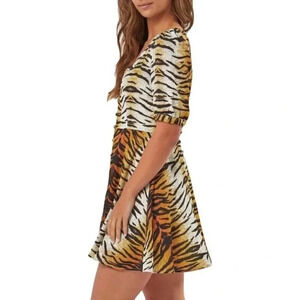 Charlie Holiday Womens Avoca V Neck Animal Print Mini Dress NWT Size 8‎